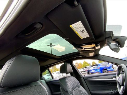 Used 2022 BMW 540i w/ M Sport Package image 13