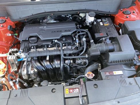 Used 2025 Hyundai Kona SEL FWD image 24