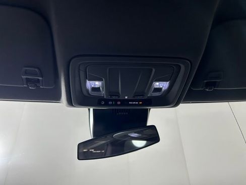 Used 2023 GMC Sierra 1500 Elevation image 26