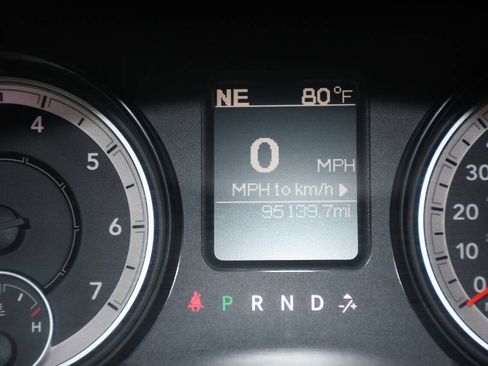 Used 2016 RAM 1500 Express AWD/4WD image 33