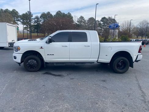 Used 2024 RAM 3500 Laramie w/ Night Edition image 4