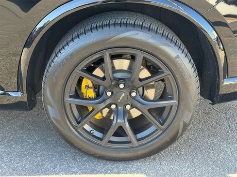 Used 2024 Dodge Durango SRT image 9