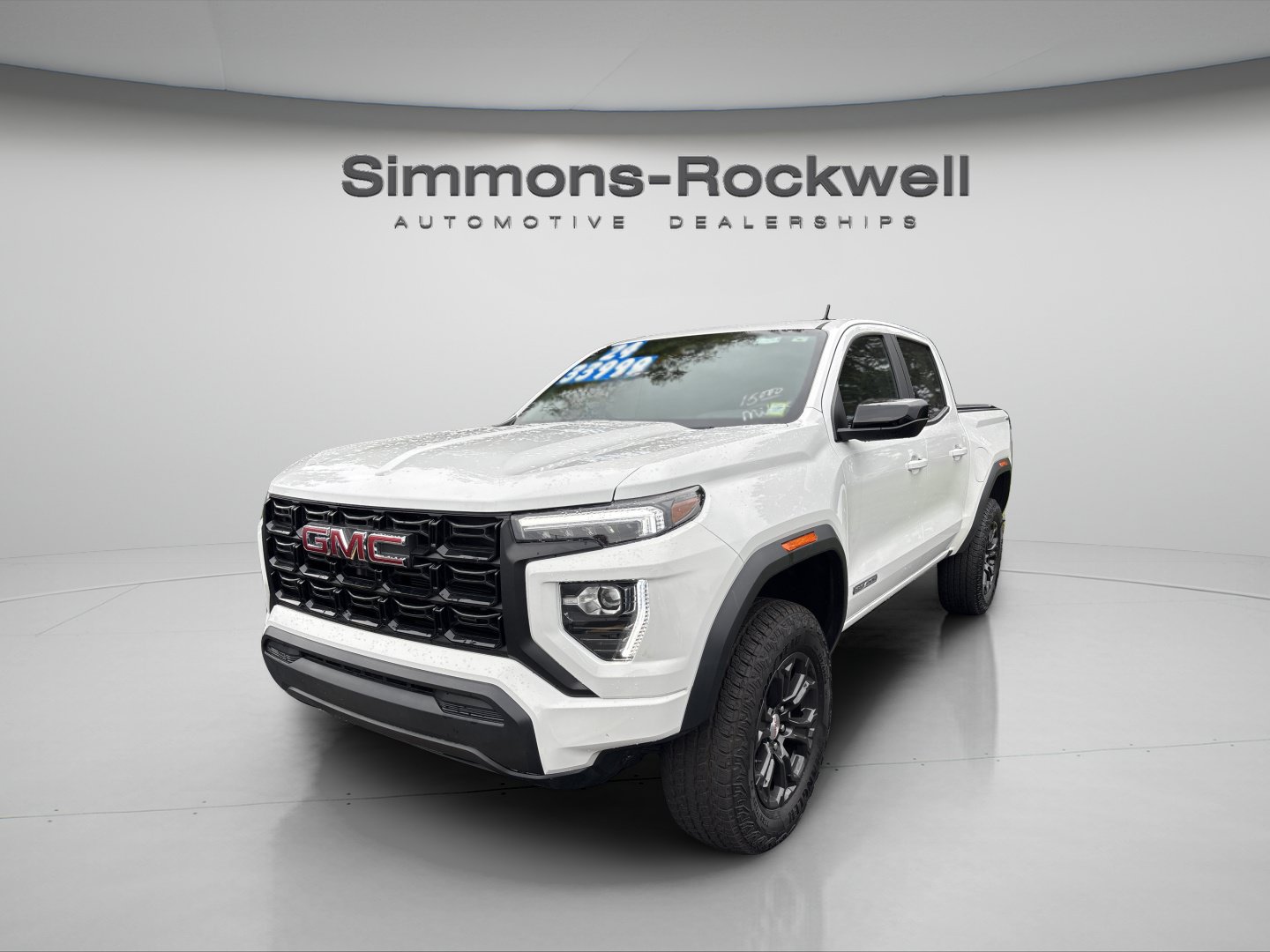 Used 2024 GMC Canyon Elevation AWD/4WD image 2