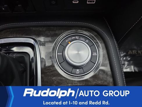 Used 2024 Nissan Armada Platinum w/ Captain's Chairs Package AWD/4WD image 24