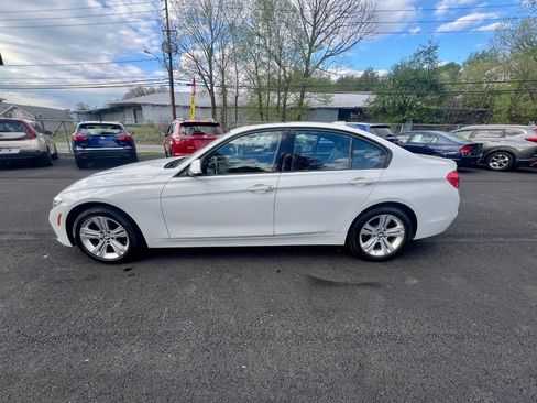 Used 2016 BMW 328i xDrive Sedan AWD/4WD image 3