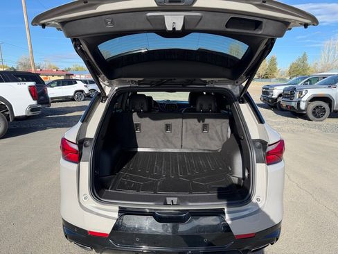 Used 2021 Chevrolet Blazer RS w/ Enhanced Convenience Package image 6