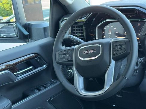 New 2026 GMC Sierra 2500 SLE w/ SLE Value Package; AWD/4WD image 11