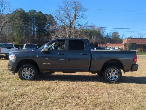 Used 2024 RAM 2500 Laramie image 10