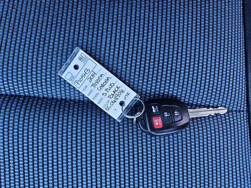 Used 2014 Toyota Corolla S FWD image 27