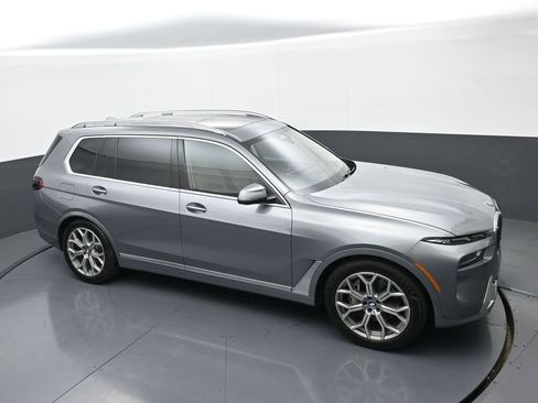 Used 2026 BMW X7 xDrive40i AWD/4WD image 31