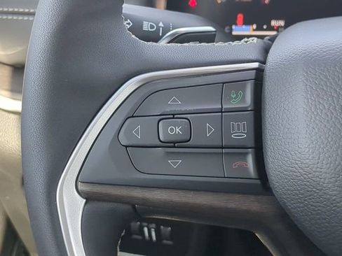 New 2026 Jeep Grand Cherokee L 4WD image 32