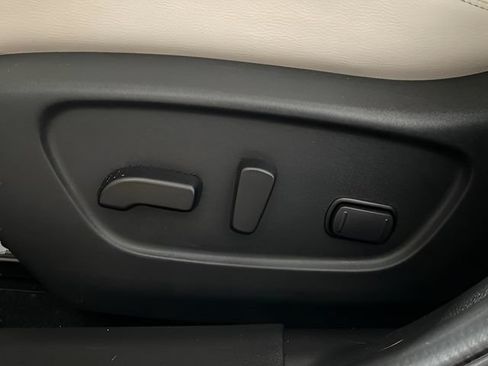 Certified 2022 Nissan Rogue Sport SL AWD/4WD image 12