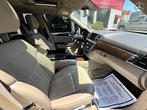 Used 2013 Mercedes-Benz GL 450 4MATIC image 17