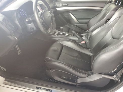 Used 2011 INFINITI G37 Sport w/ Aerodynamic Pkg image 11
