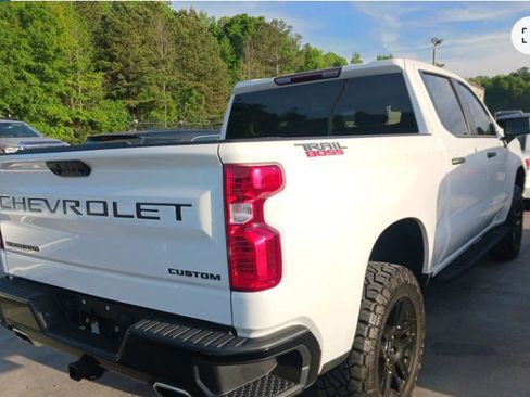 Used 2023 Chevrolet Silverado 1500 Custom Trail Boss w/ LPO, Dark Essentials Package image 3