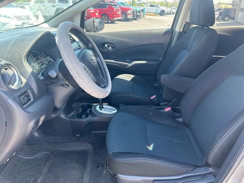Used 2018 Nissan Versa Note SV FWD image 24