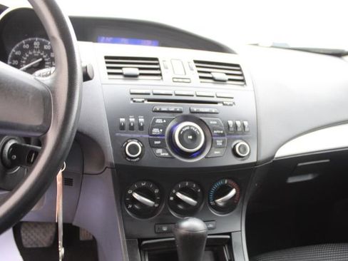 Used 2012 MAZDA MAZDA3 i Sport image 20