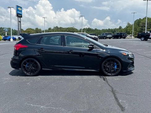 Used 2016 Ford Focus RS AWD/4WD image 2