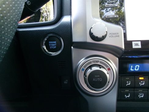 Used 2024 Toyota 4Runner Limited RWD image 19