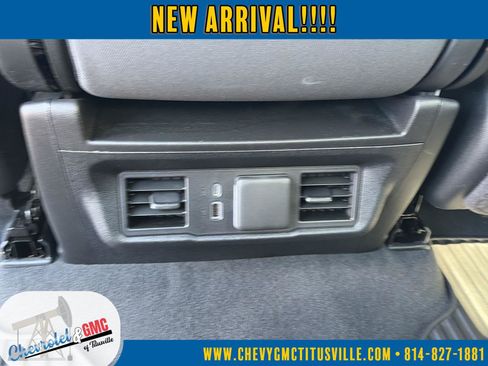 Used 2024 Chevrolet Silverado 1500 LT AWD/4WD image 29