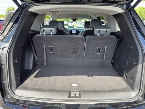 Used 2021 Chevrolet Traverse Premier image 29