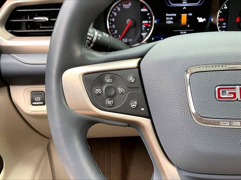 Used 2023 GMC Acadia Denali w/ Trailering Package FWD image 17