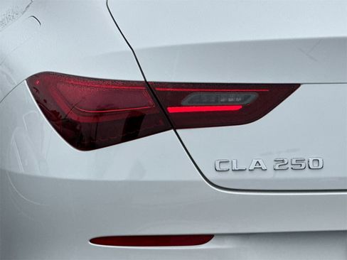 New 2025 Mercedes-Benz CLA 250 image 31