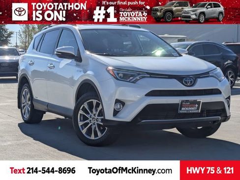 Used 2016 Toyota RAV4 Limited image 1