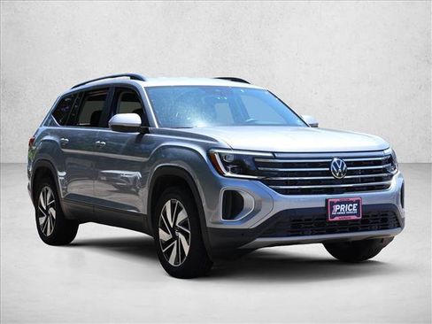 Used 2026 Volkswagen Atlas SE AWD/4WD image 3