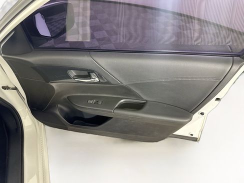 Used 2013 Honda Accord Sport image 29