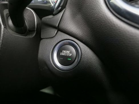 Used 2024 Chevrolet Equinox LT FWD image 26