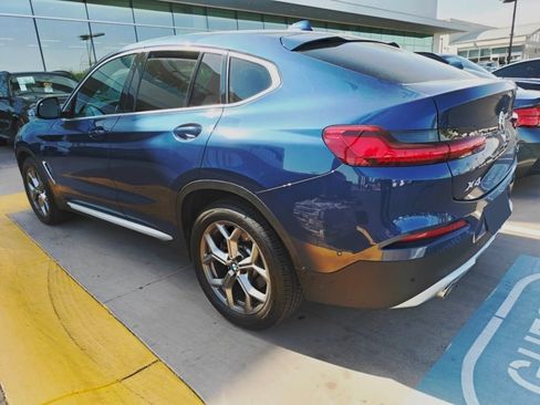 Used 2021 BMW X4 xDrive30i w/ Premium Package AWD/4WD image 5