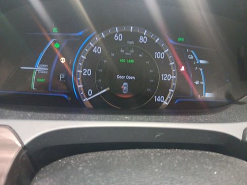 Used 2017 Honda Accord Touring image 3