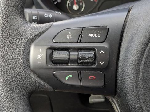 Used 2016 Kia Sorento L FWD image 26