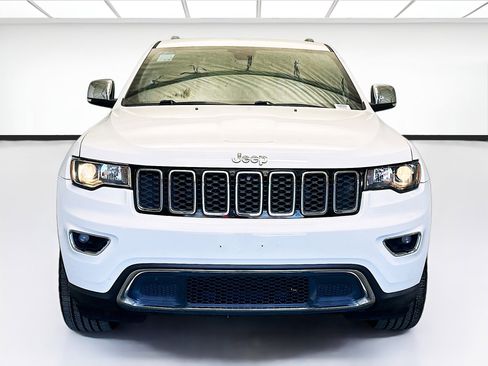 Used 2017 Jeep Grand Cherokee Limited w/ Trailer Tow Group IV image 2