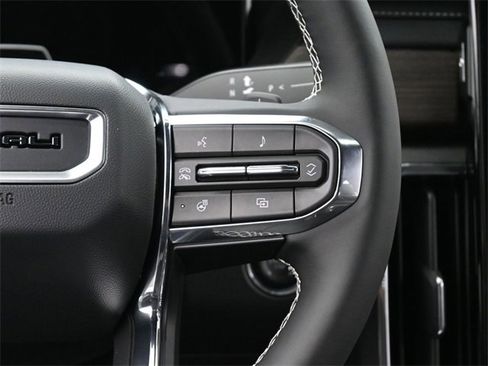 New 2025 GMC Acadia Denali w/ Super Cruise Package image 31