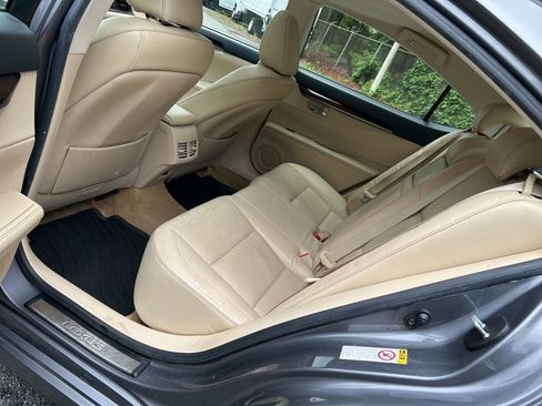 Used 2013 Lexus ES 350 w/ Luxury Pkg FWD image 26