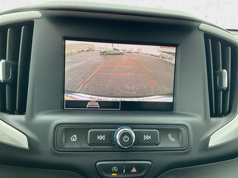 Used 2024 GMC Terrain SLE AWD/4WD image 14