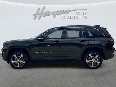 Used 2023 Jeep Grand Cherokee 4WD 4xe image 9