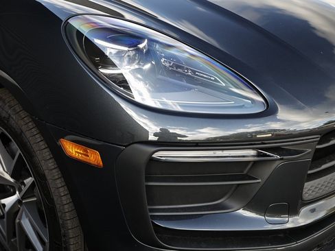 New 2026 Porsche Macan image 46