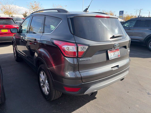 Used 2018 Ford Escape SE w/ SE Sync 3 Package AWD/4WD image 3