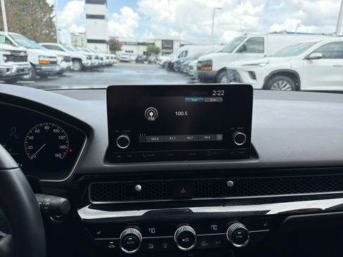 Used 2024 Honda Civic EX-L image 23