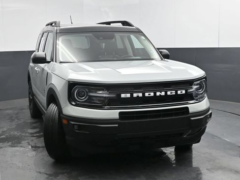 Used 2022 Ford Bronco Sport Outer Banks w/ Tech Package AWD/4WD image 37