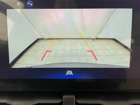 New 2025 Chevrolet Equinox ACTIV w/ Convenience Package III image 4