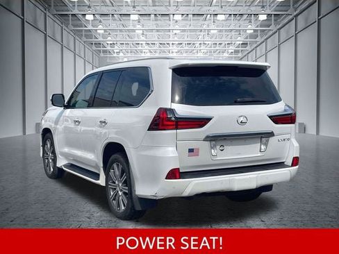 Used 2016 Lexus LX 570 4WD w/ Luxury Package image 10