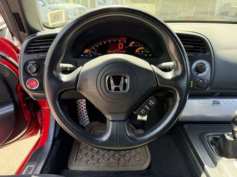 Used 2005 Honda S2000 image 19