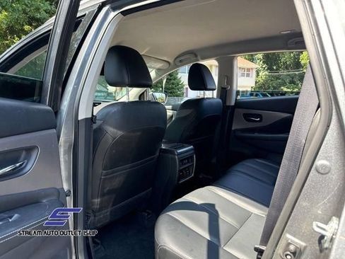 Used 2022 Nissan Murano SL w/ Cargo Package AWD/4WD image 32