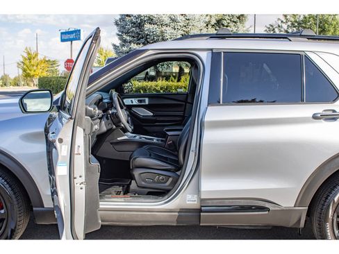 Used 2020 Ford Explorer ST w/ ST Street Pack AWD/4WD image 27