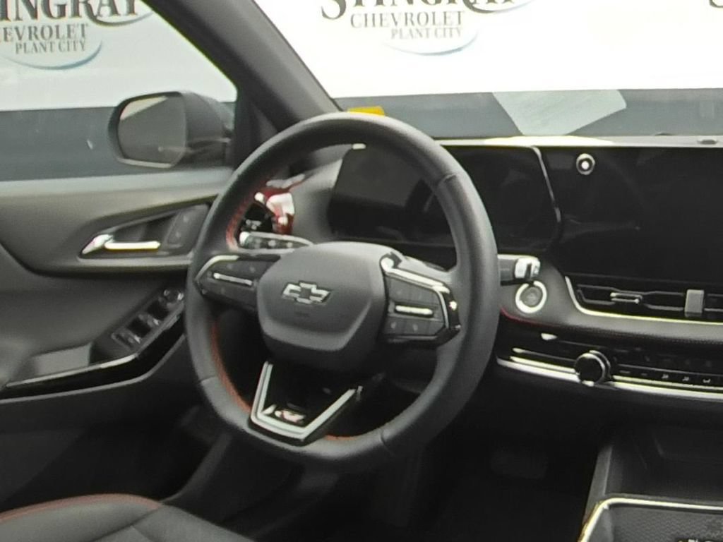 Used 2025 Chevrolet Equinox RS w/ Safety and Technology Package FWD image 16