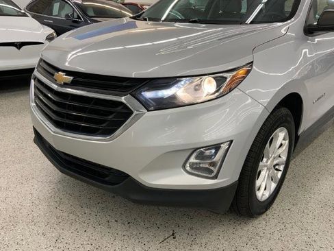 Used 2019 Chevrolet Equinox LS AWD/4WD image 36